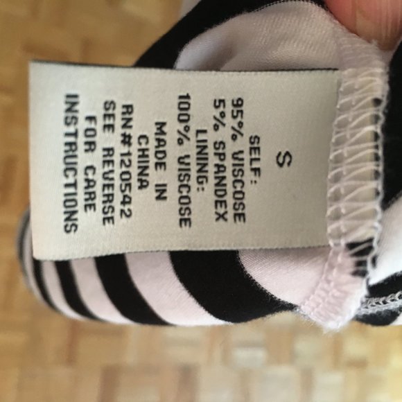 Nice summer Black & White striped sleeveless dress - Picture 5 of 6